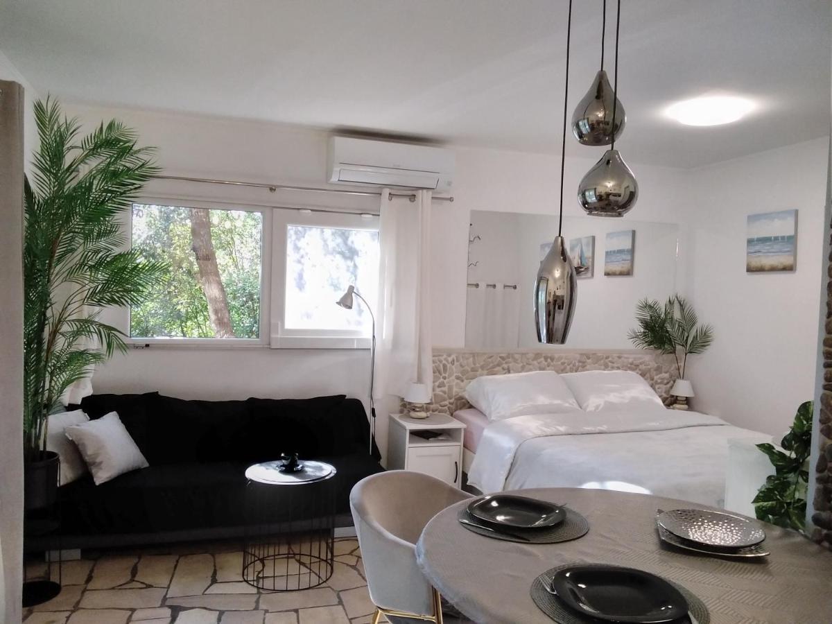 Zrnovo Relax Tiny Villas 40 Meters Of The Beach מראה חיצוני תמונה